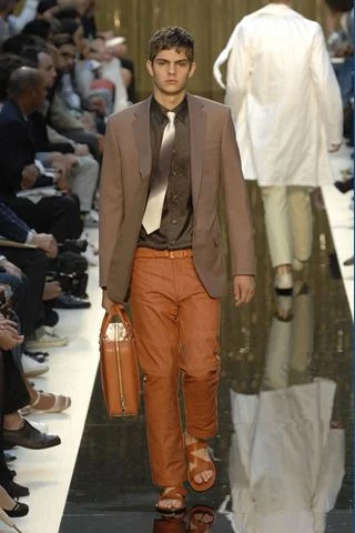 Look 18